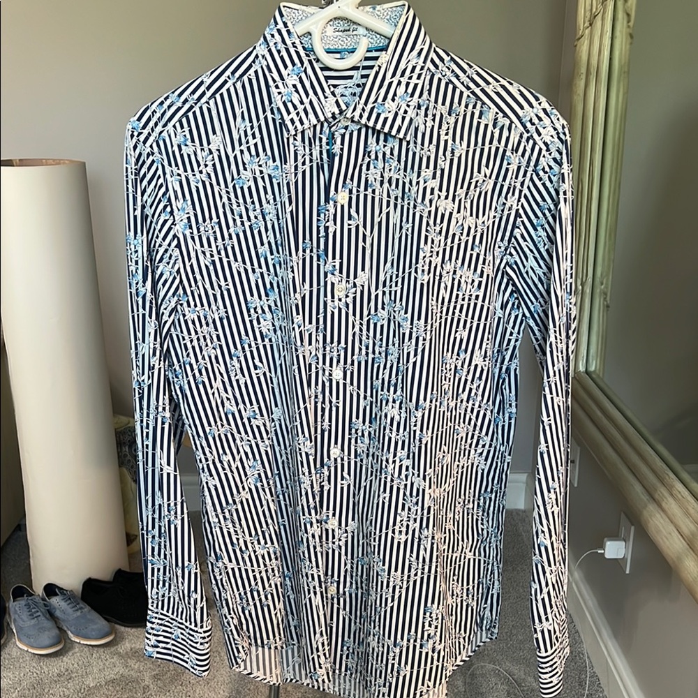 Bugatchi Men's Blue and White Striped Shirt